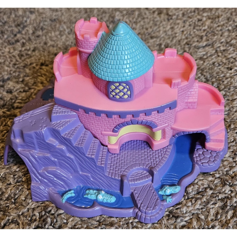 Vintage 1996 Hasbro Pro-Doh Royal Fantasy‎ Castle Pink & Purple Plastic 7.5"x4.5